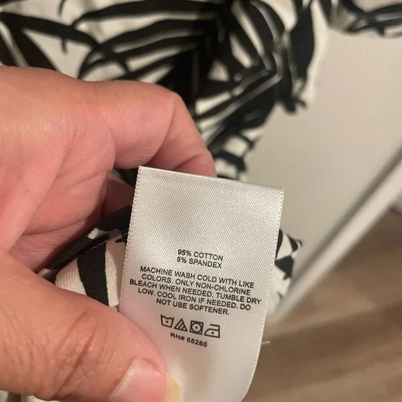 Zara Printed Floral Satin Blouse W/ Puff Sleeves Size Medium - Picture 6 of 6